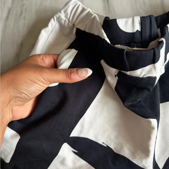 Urban by Alembika Cotton Eden Black and White Wide-Leg Abstract Pants Marker 2 - Picture 6 of 6